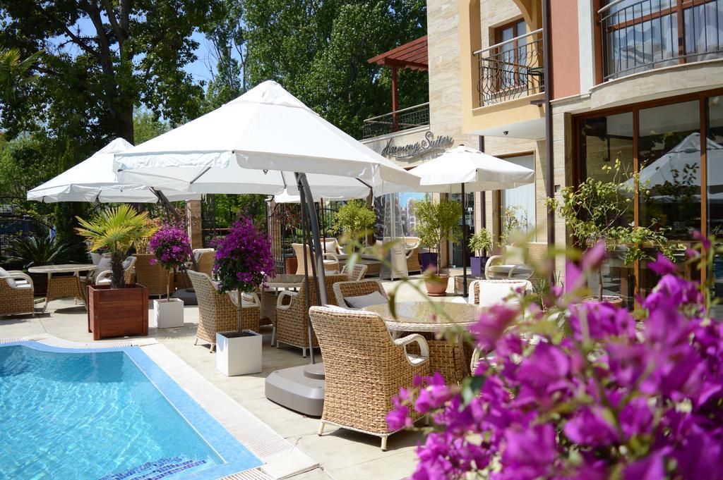 Harmony Suites Jungle ซันนีบีช ภายนอก รูปภาพ