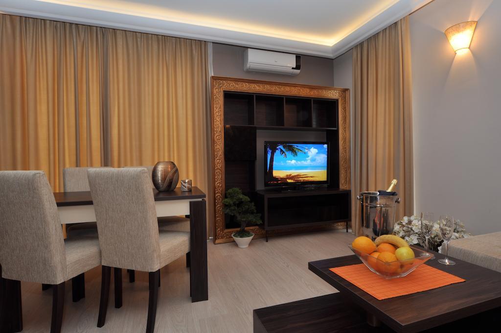 Harmony Suites Jungle ซันนีบีช ภายนอก รูปภาพ